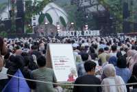 CIMB Niaga Sukses Hadirkan Pengalaman Unik dalam Konser Sunset di Kebun Raya Bogor