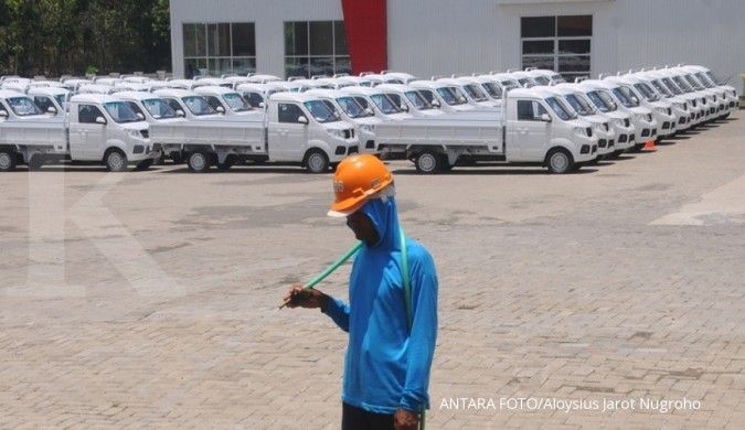 Mobil dinas Jokowi mogok di Kalbar, Fadli Zon: Ganti pakai mobil Esemka dong