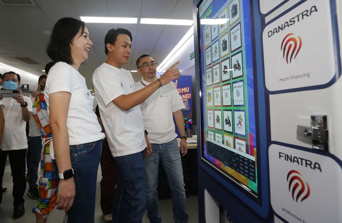 Pembukaan Anjungan MRT FIFGROUP 34 Tahun