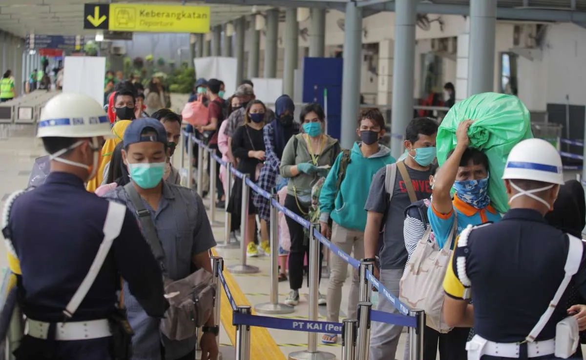 Mobilitas perjalanan diperketat guna mencegah penularan Covid-19 selama libur panjang