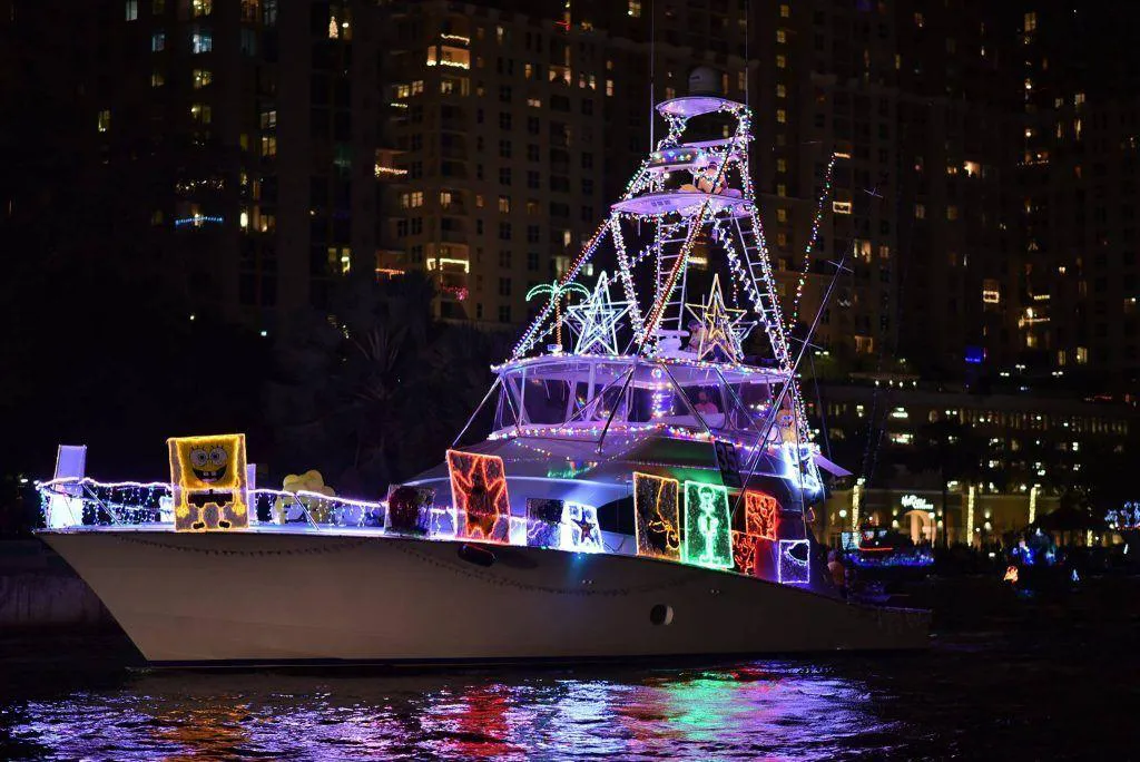 Festival natal di dunia: Parade perahu winterfest di AS