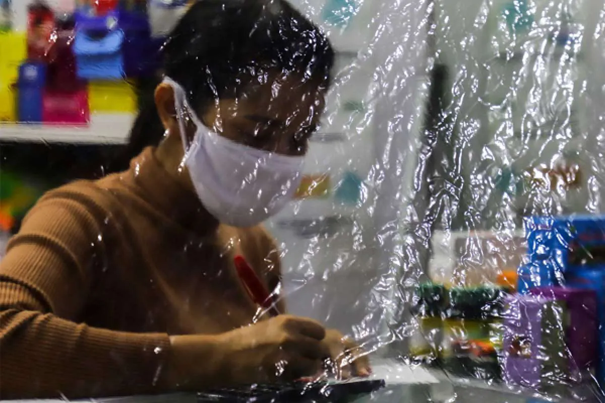 Masker wajah ini tak efektif cegah Virus Corona, lo