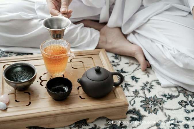 Tenangkan Diri dengan Secangkir Teh, Ini 5 Teh untuk Meredakan Cemas dan Stres