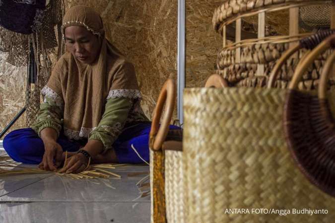 Lambatnya Pertumbuhan Kredit Sektor Usaha Mikro, Kecil, dan Menengah Jadi Sorotan