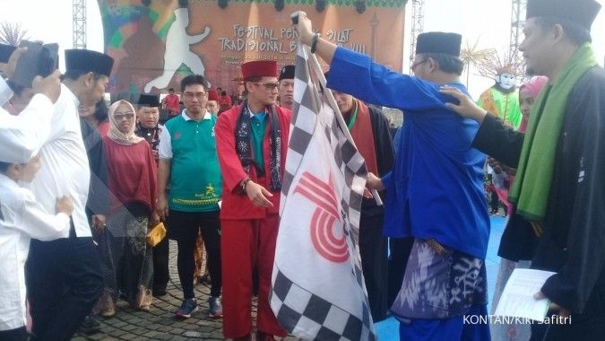 Sandiaga Uni membuka festival pencak silat tradisional Betawi