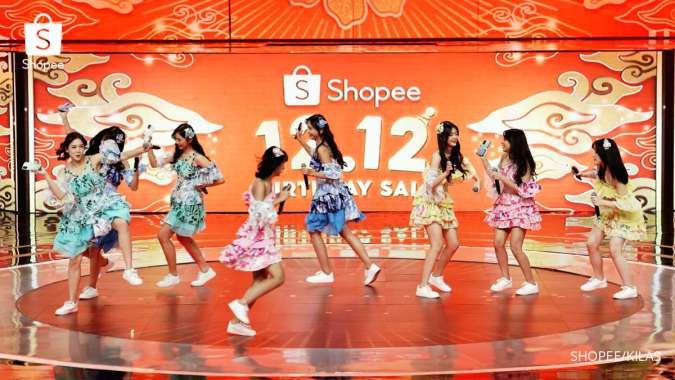 Keseruan Games Goyang Bersama Para Member JKT48, Para member JKT48 memainkan Goyang Shopee, mengajak penonton untuk memenangkan berbagai hadiah menarik