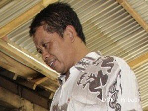 Sudarto sukses menjadi juragan rempeyek detelah terkena PHK (1)