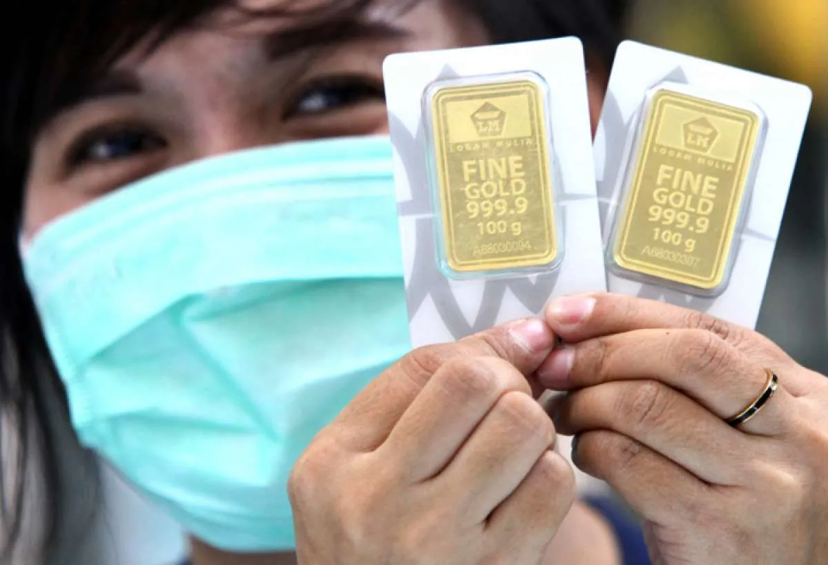 Harga emas Antam turun Rp 9.000 menjadi Rp 861.000 per gram pada Senin (23/3)