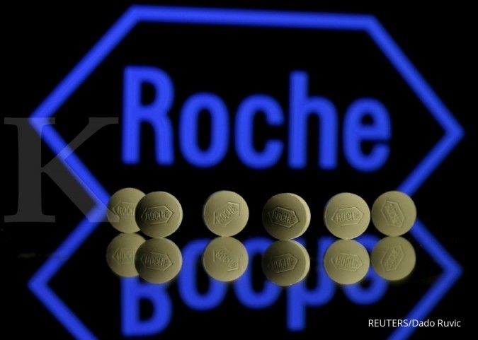 UK's COVID-19 testing system hit by Roche supply problems