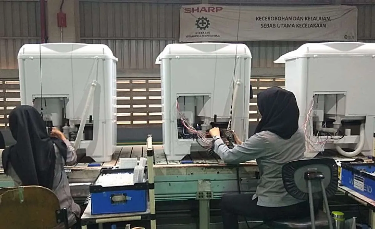 Menjelang akhir tahun, Sharp Indonesia tebar hadiah