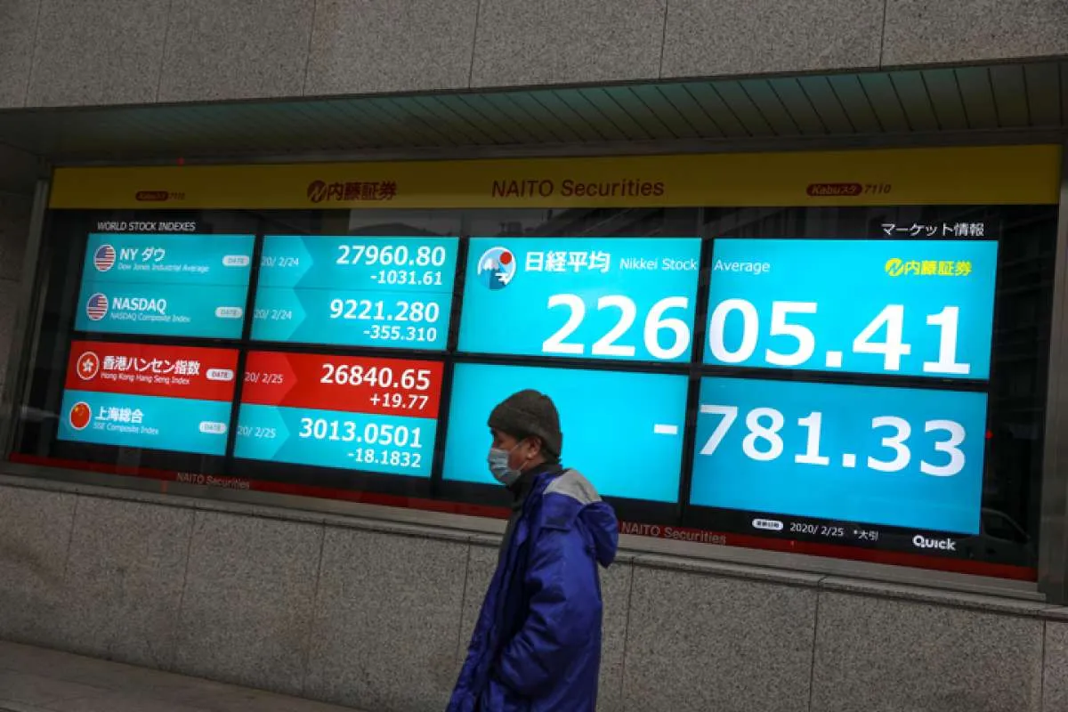 Bursa Asia kompak menguat berkat kinerja saham di bursa AS dan Eropa