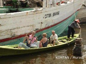 Plesiran ke Indonesia, turis siapkan kocek lebih tebal