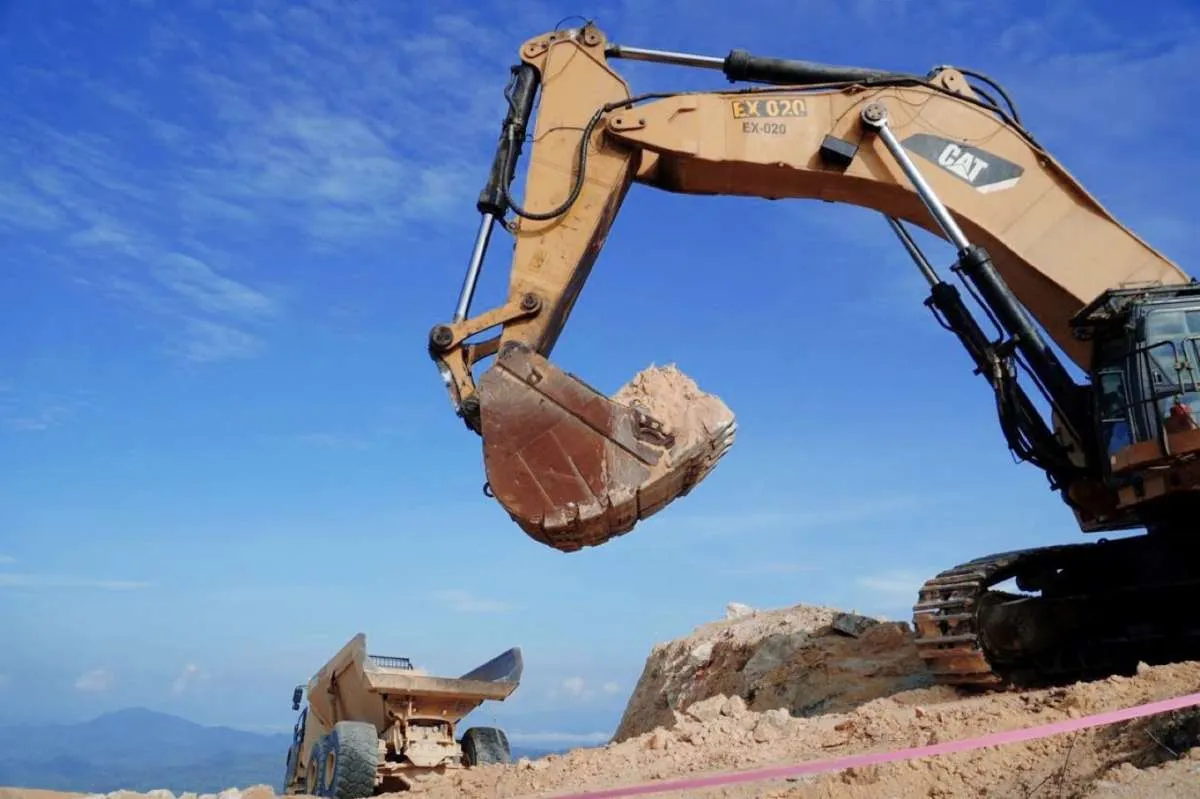 PLN Pasok Listrik 30 Juta VA ke Anak Usaha Merdeka Gold Resources (EMAS)
