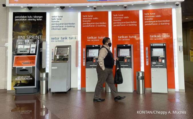 Ada Mobile Banking, Transaksi di ATM Sejumlah Bank Turun