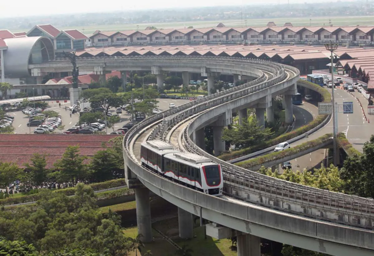 KCI Mengkaji Penurunan Tarif Kereta Bandara Soekarno-Hatta