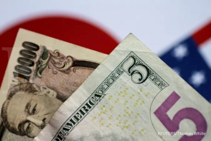 FOREX - Dollar Sags after Mixed US Growth and Inflation Report, Except Against Yen