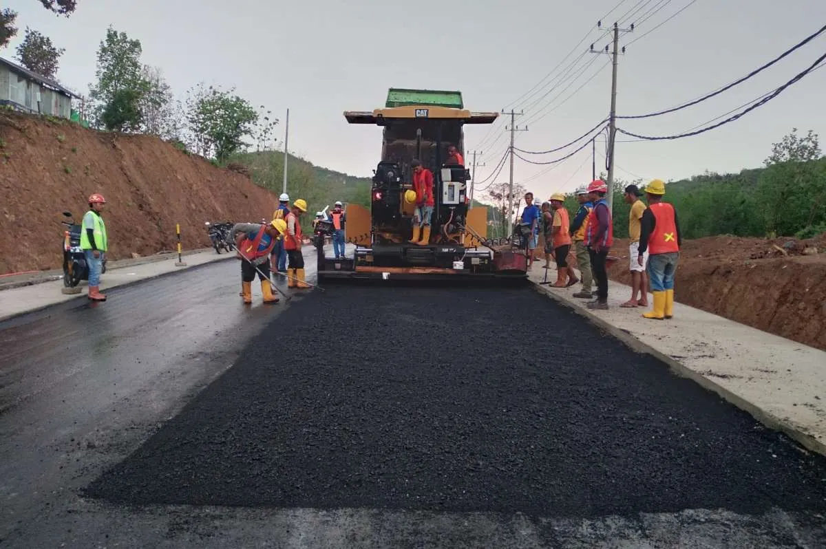 Brantas Abipraya Bangun Lajur Lingkar Jalan Akses Pelabuhan Multipurpose Peti Kemas 