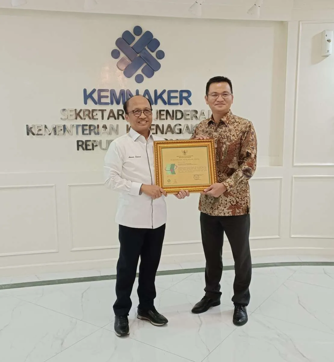 Huawei Dianugerahi Penghargaan Nir Kecelakaan Delapan Tahun Berturut-turut