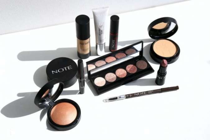 Promo Sociolla Full-Face Beauty Basics, Produk Makeup Diskon Hingga 60%