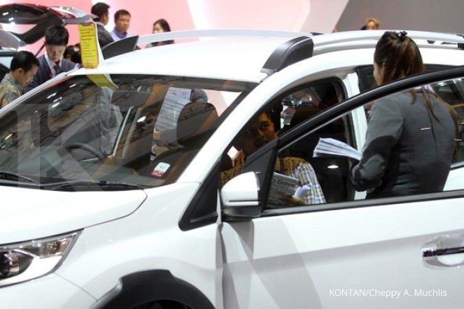 Jusuf Kalla membuka pameran otomotif IIMS 2017