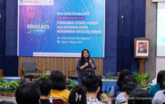 Marak Investasi Bodong, Berijalan dan OJK Berikan Literasi Keuangan kepada Mahasiswa