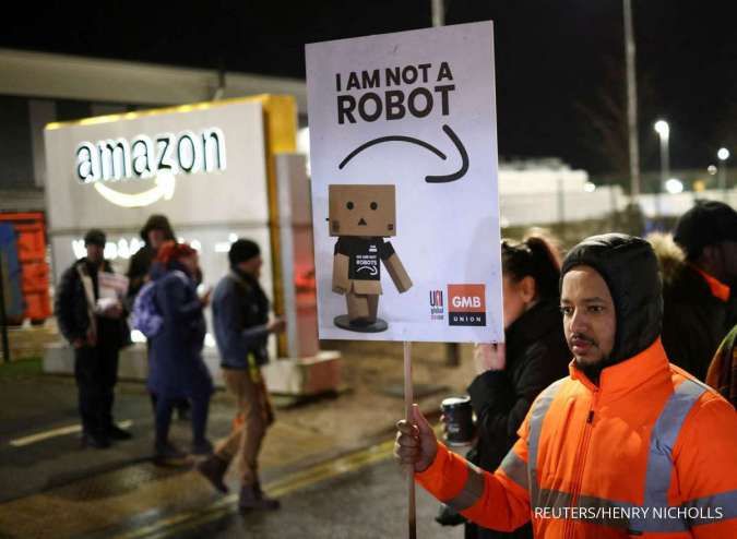 Amazon Loses Bid to Throw Out Case by UK Drivers Seeking Worker Rights