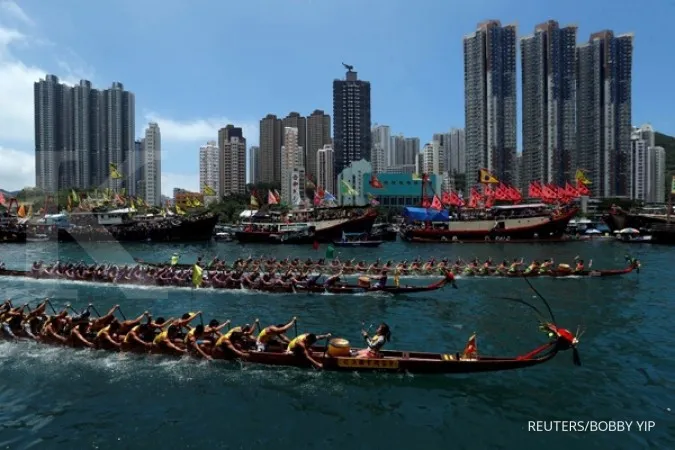 Hong Kong's International Dragon Boat Races Return After 4-Year Hiatus