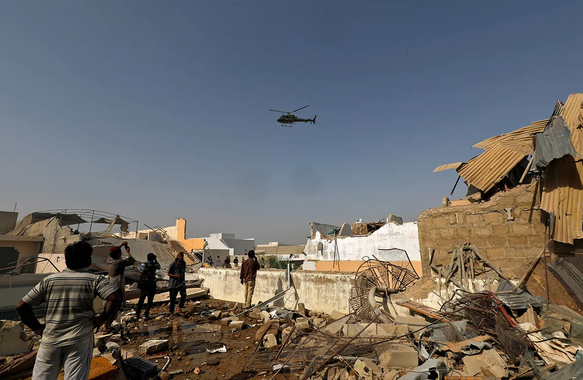 Mukjizat, 2 penumpang selamat dalam kecelakaan pesawat Pakistan