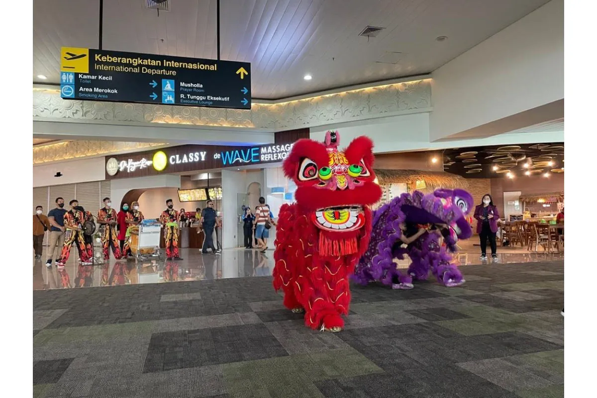 Meriahkan Imlek, Bandara-bandara Angkasa Pura I Hadirkan Barongsai