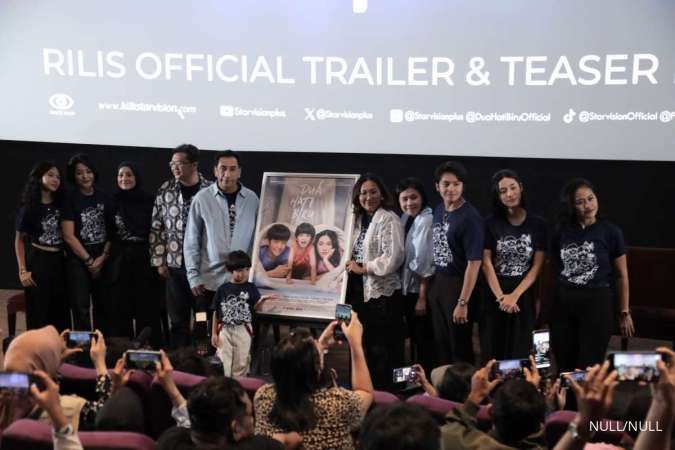 Teaser Poster & Trailer Film Dua Hati Biru Dirilis, akan Tayang Mulai 17 April