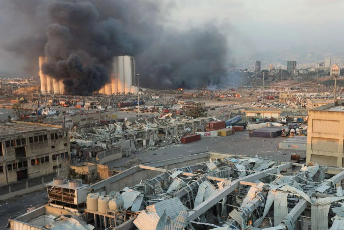 Pejabat pelabuhan dikenai tahanan rumah pasca ledakan Beirut, siapa saja mereka?