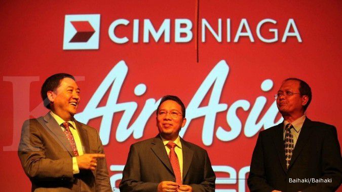 CIMB Niaga incar 500 ribu penumpang Air Asia