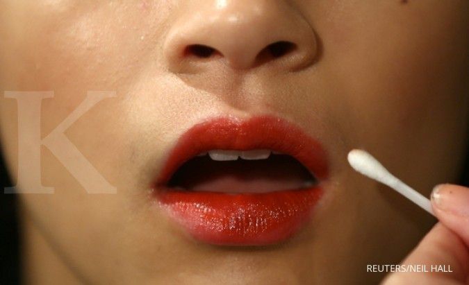 Belum banyak yang tahu, begini 4 Cara memerahkan bibir 