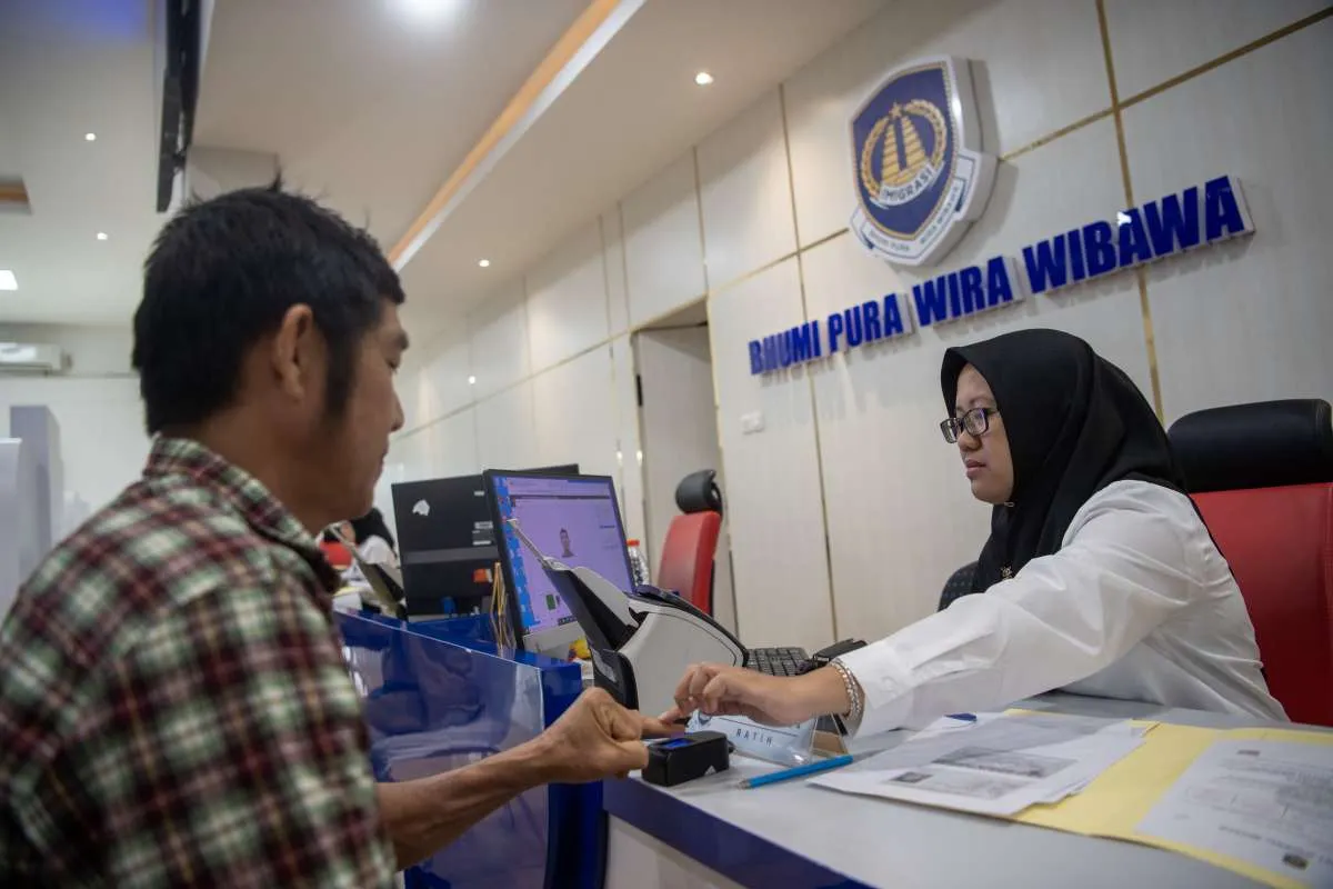 Bebas Visa! WNI Cukup Bawa Paspor Ke 45 Negara Ini, Cek Cara Membuat Paspor & Biaya