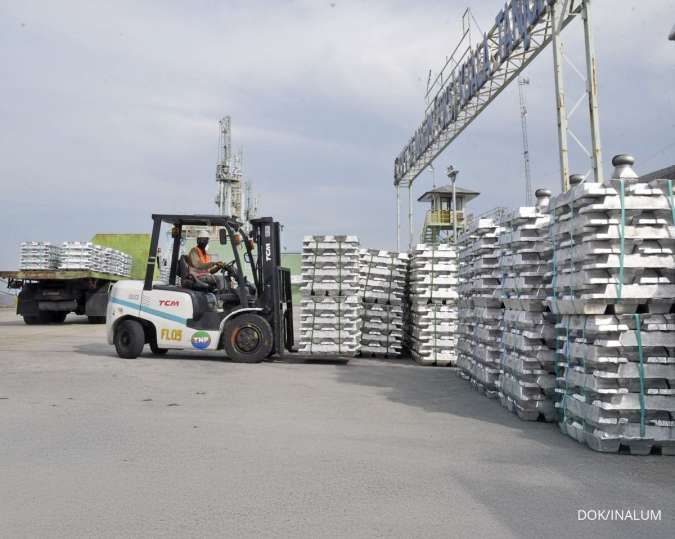 Fitch Naikkan Asumsi Harga Komoditas, Analis Soroti Peluang Emas dan Tembaga