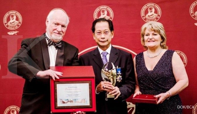 BCA dianugerahi penghargaan di London Summit of Leaders Achievements 2018