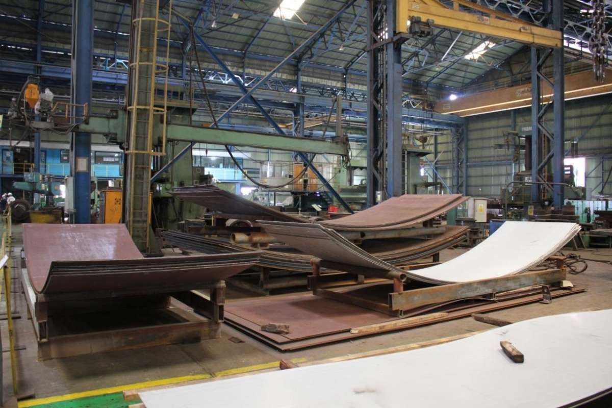 Baja Impor Masih Membanjiri Pasar Lokal