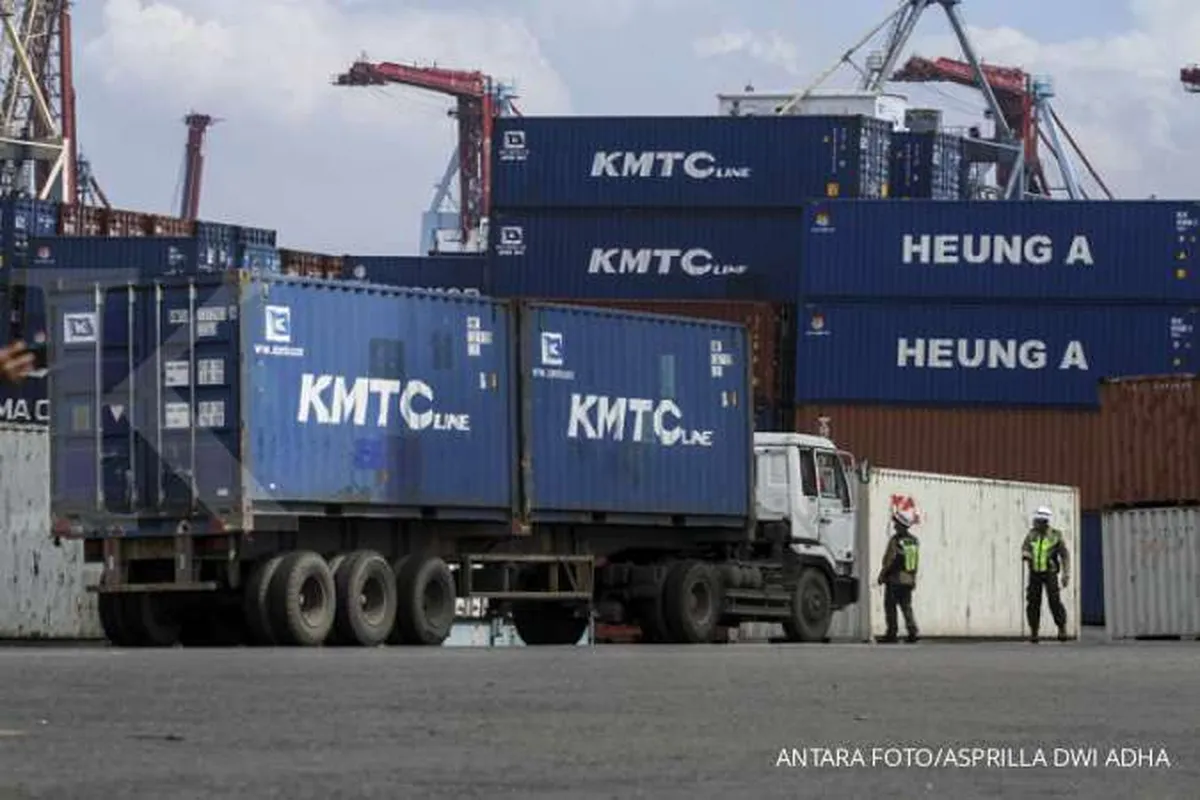 Ekspor ke China dan India turun, imbas krisis energi?