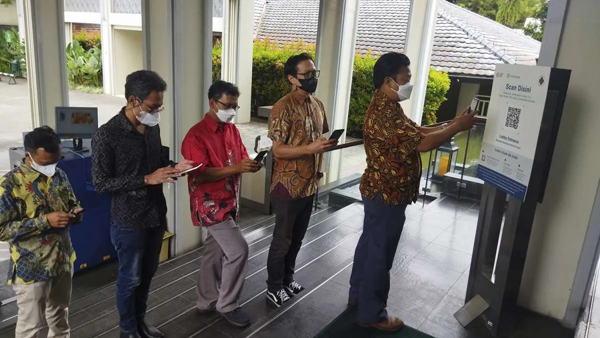 Pemerintah Diminta Tanggapi Tuduhan Pelanggaran HAM dalam Aplikasi Peduli Lindungi