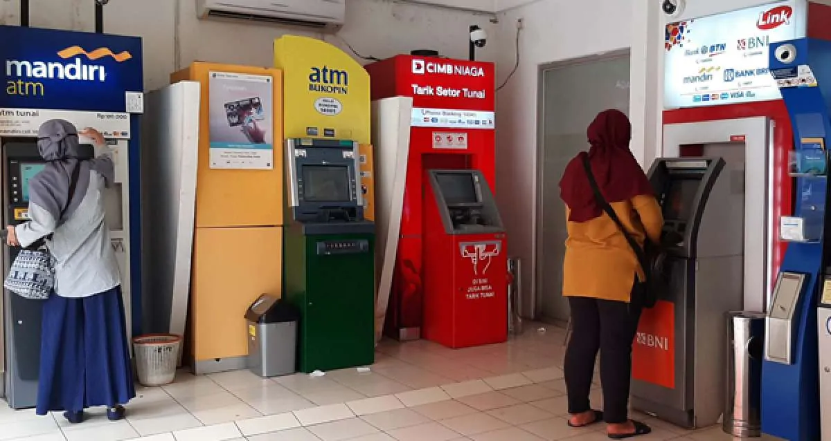 Sudah bertabur stimulus, perbankan diminta turunkan suku bunga kredit