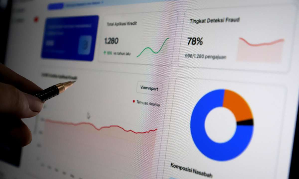 Perisai Analisis Kredit Berbasis AI