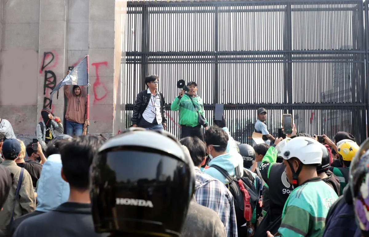 Gelombang Demo di Indonesia Dipicu Beban Ekonomi dan Krisis Kepercayaan Publik
