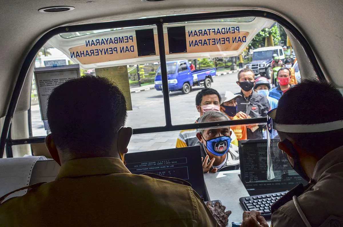 Lebih mudah, ini cara bayar pajak mobil dan motor secara online
