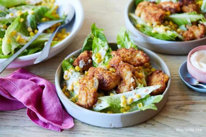 Resep Ayam Karage Salad Kubis dengan Campuran Saus Wijen Super Creamy