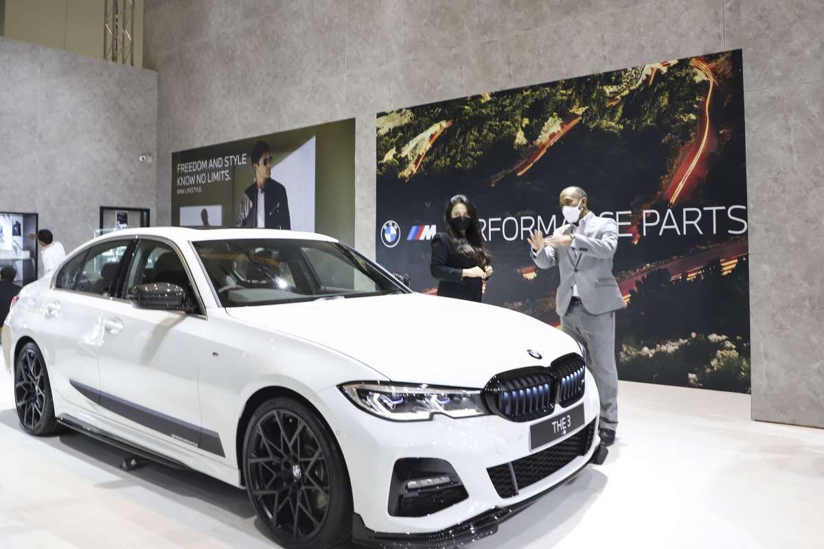 BMW M Performance Parts untuk performa yang lebih sporty