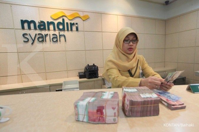 Mandiri kaji keuntungan dari merger bank syariah