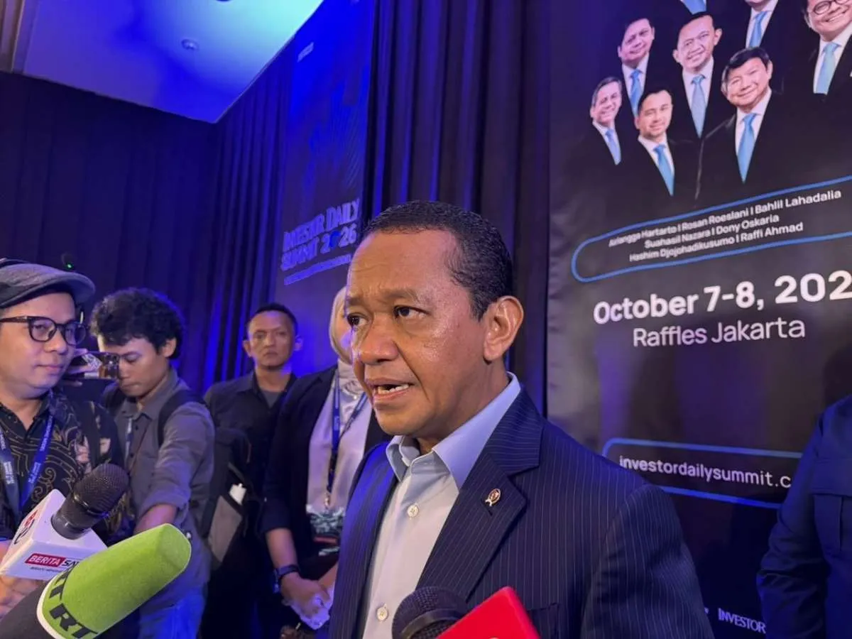Subsidi Listrik Tembus Rp 200 T, Bahlil Sebut PLTS 100 GWp Mampu Hemat APBN Rp 73 T