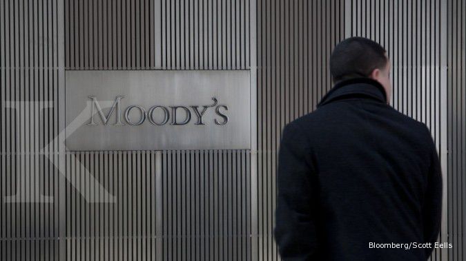 Moody's: Pangkas peringkat 120 perusahaan migas