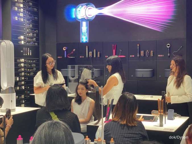 Dukung Kebutuhan Perawatan Rambut, Dyson Hadirkan Airstrait Straightener