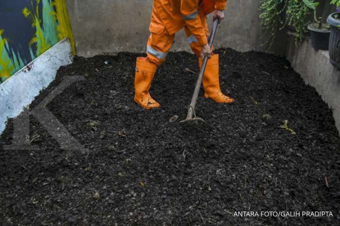 Sering Direkomendasikan, Ini Kelebihan dan Kekurangan Penggunaan Pupuk Organik
